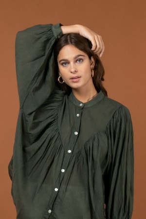 Camisa Corte PIco Negra 2