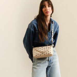 Carri Remaches Bone 2