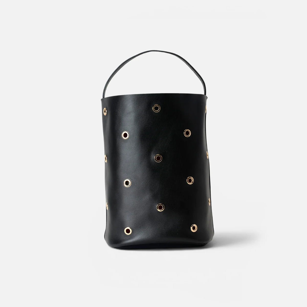 BUCKET TRIP BLACK